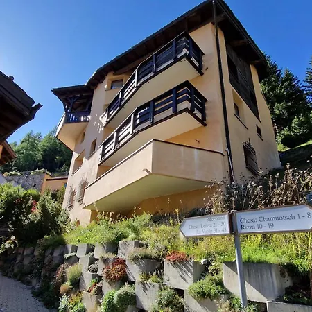 Apartment Chesa Bellaval, Haus La Vuolp 2 1 2 Zimmerwohnung Silvaplana