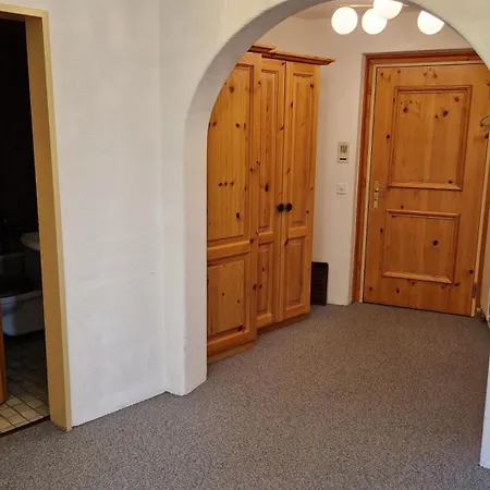 Chesa Bellaval, Haus La Vuolp 2 1 2 Zimmerwohnung Apartamento *