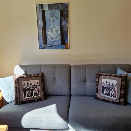 Apartment Chesa Bellaval, Haus La Vuolp 2 1 2 Zimmerwohnung Silvaplana