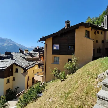 Apartamento Chesa Bellaval, Haus La Vuolp 2 1 2 Zimmerwohnung *