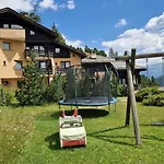 Chesa Bellaval, Haus La Vuolp 2 1 2 Zimmerwohnung Silvaplana
