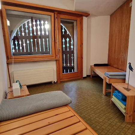 Apartament Chesa Bellaval, Haus La Vuolp 2 1 2 Zimmerwohnung Silvaplana